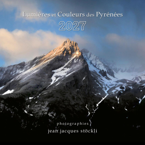 Couverture du calendrier 2027 des Pyrénées - Le pic du Gabizos - L’éveil © Photographie Stockli